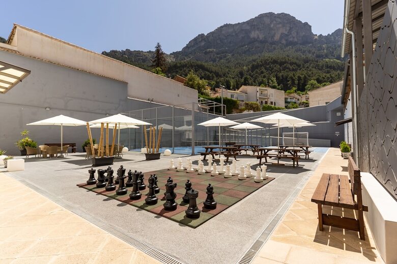 Hostal Albergue Inturjoven Cazorla - Hostel