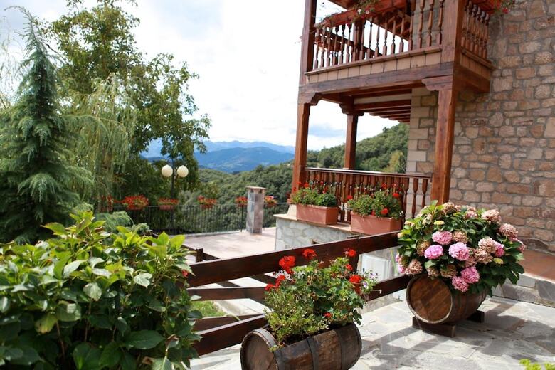 Aparthotel Viviendas Rurales Pe�a Sagra