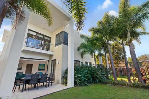 Hotel Sand Dunes Resort Accommodation