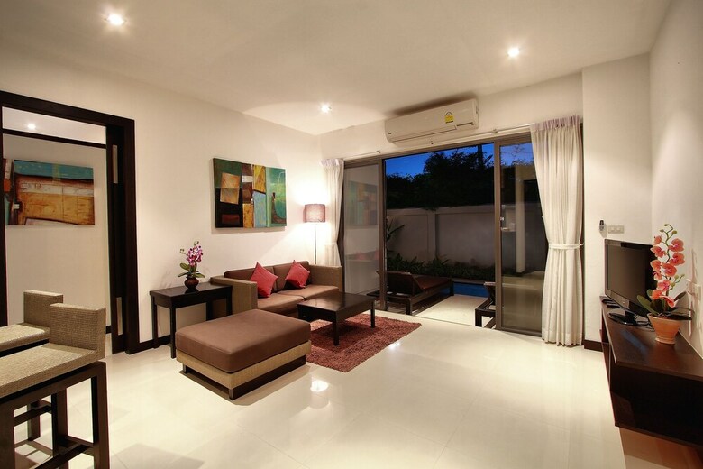 Seastone Private Pool Villas