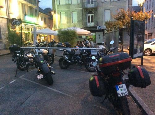 Hotel H�tel Caf� Les Fleurs