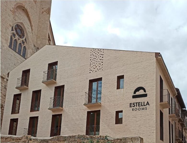 Iraipe Estella Rooms