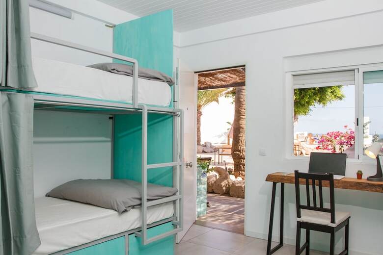 Hostal The Tree House Hostel