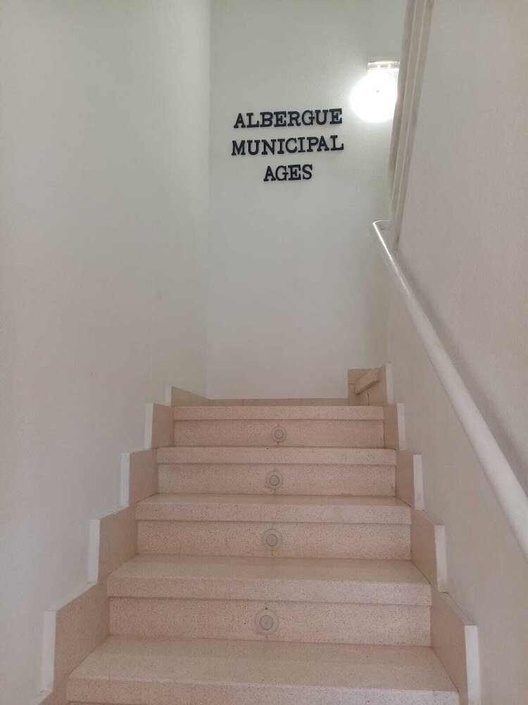 Hotel Albergue Municipal De Ag�s