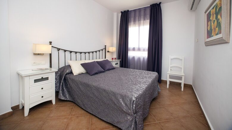 Aparthotel Apartamentos Leo Canela