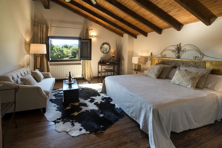 Hotel La Casona De Valfr�o