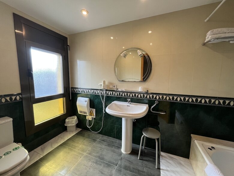 Pension Hostal Tarr�s