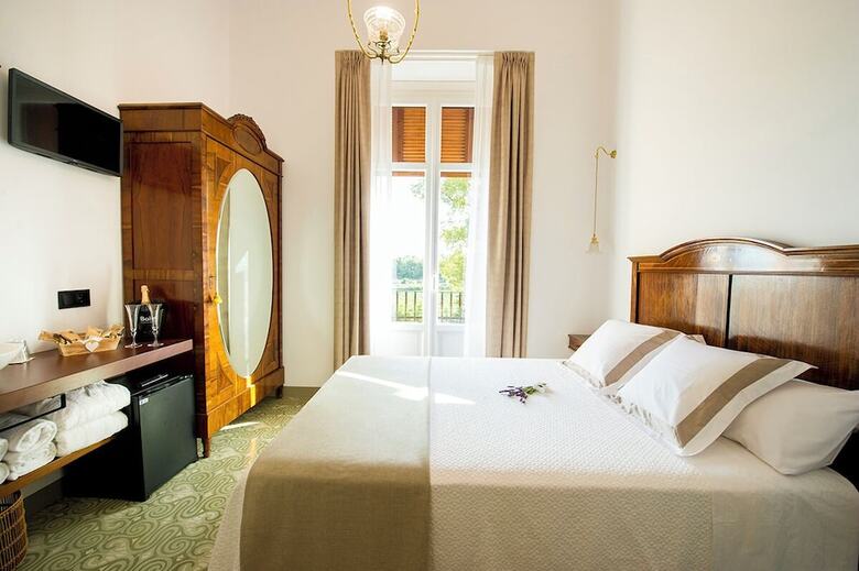 Hotel Bolet Casa Modernista