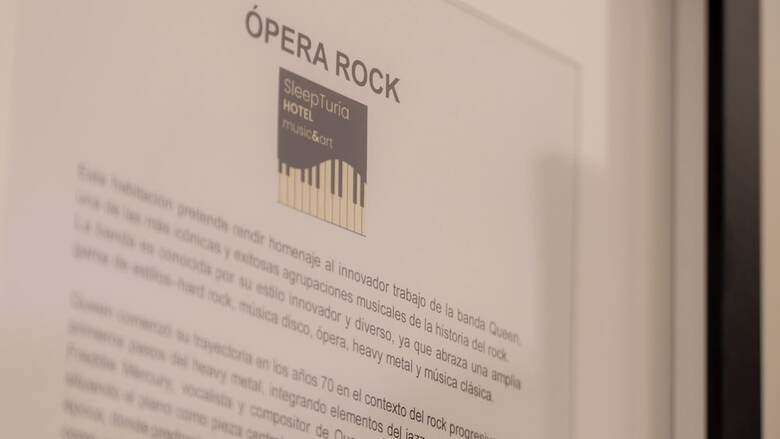 Hotel Sleep Turia Music & Art