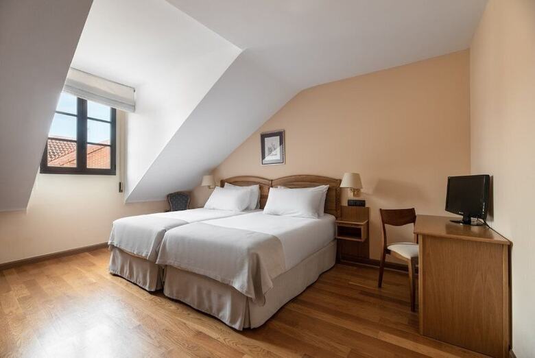 Hotel Exe Astur Plaza