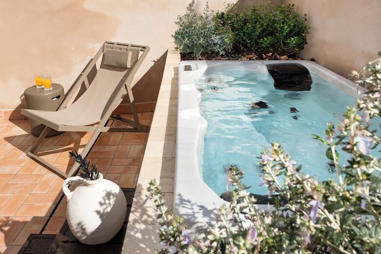 Aparthotel Magno Apartments Clavellinas