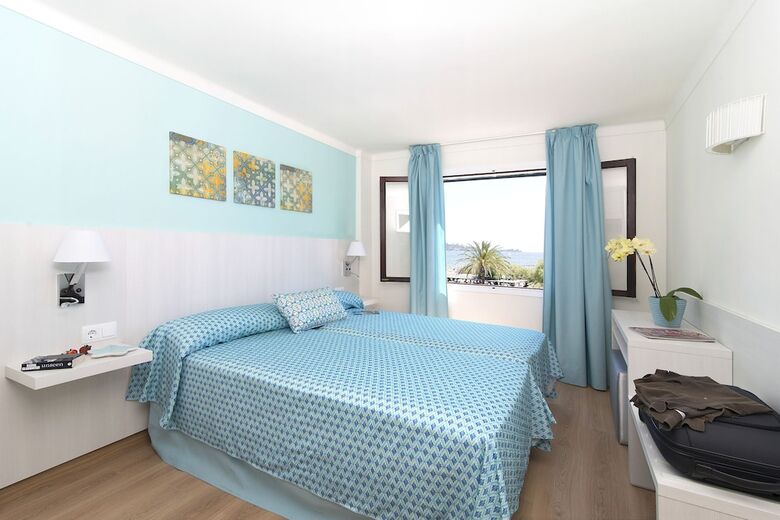 Aparthotel Apartamentos Sivella