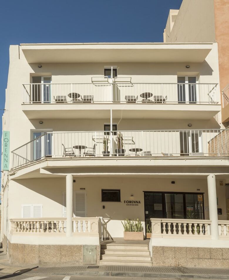 Hostal Forenna Hostel - Adults Only
