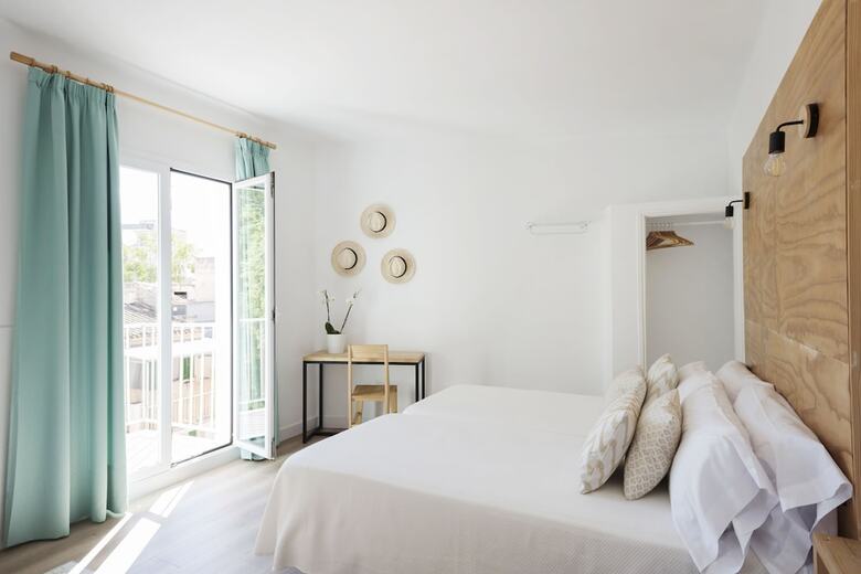 Hostal Forenna Hostel - Adults Only