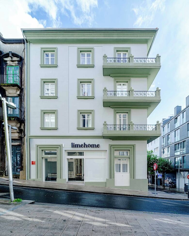 Aparthotel Limehome Santiago De Compostela