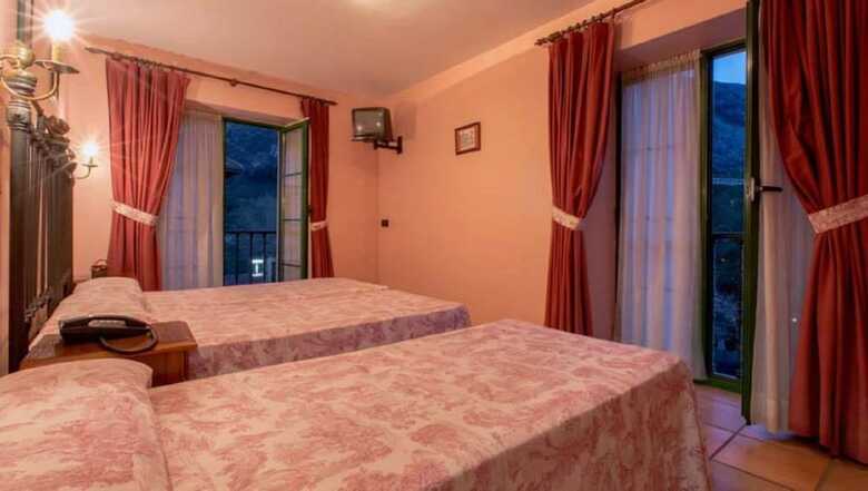 Hotel Villa De Cabrales
