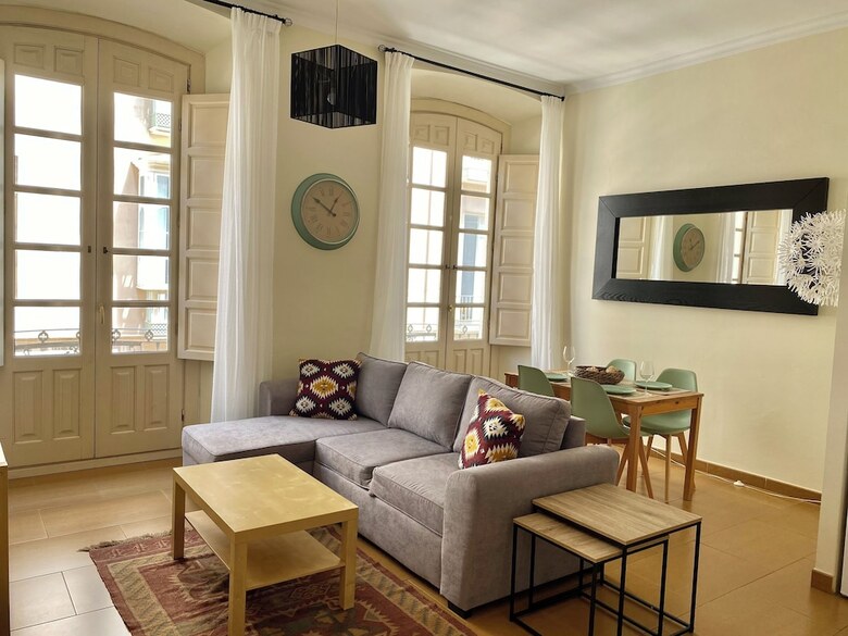 Aparthotel Dobo M�laga Puerto