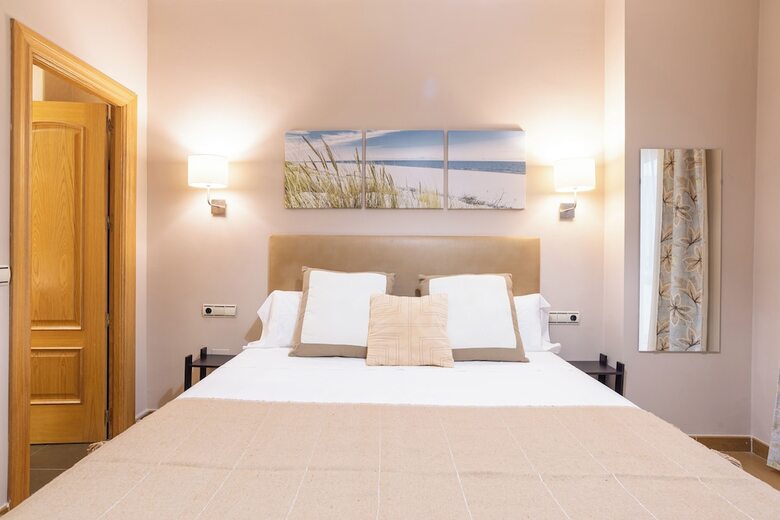 Aparthotel Dobo M�laga Puerto