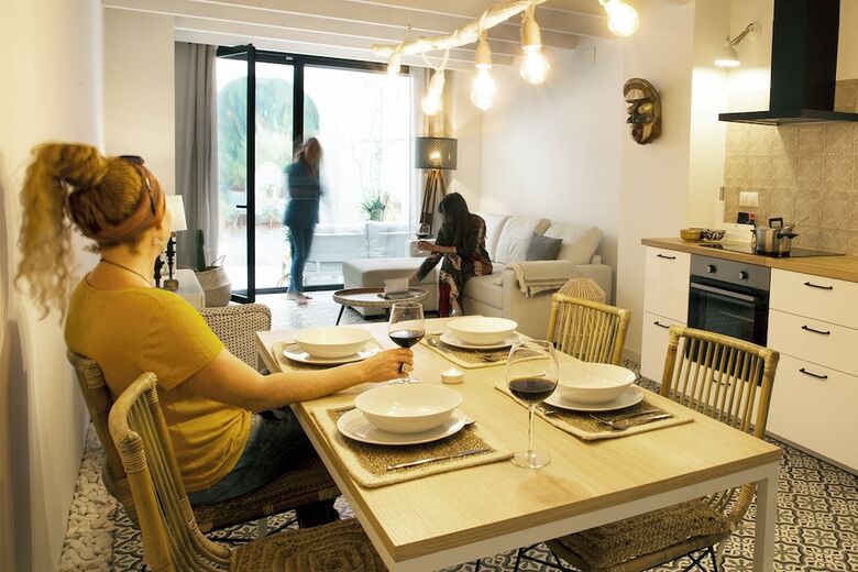 Aparthotel Graffiti Suites M�laga
