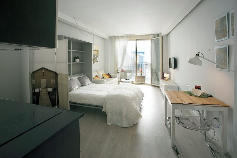 Aparthotel Graffiti Suites M�laga