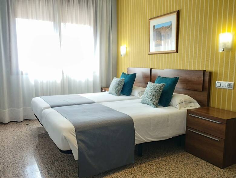Hotel Arcos Catedral