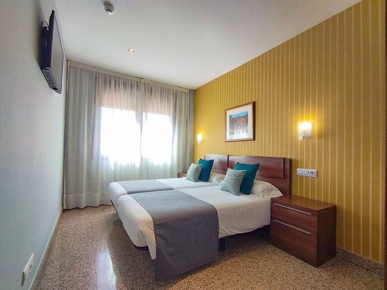 Hotel Arcos Catedral