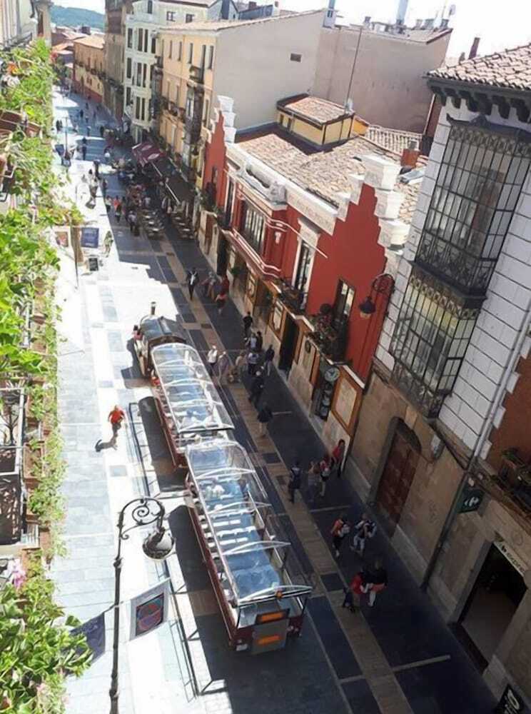 Hostal Leonhostel