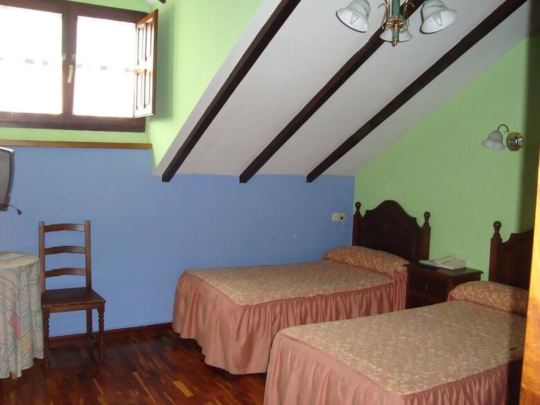 Pension Hosteria Pe�a Sagra