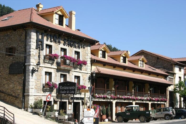 Pension Hosteria Pe�a Sagra