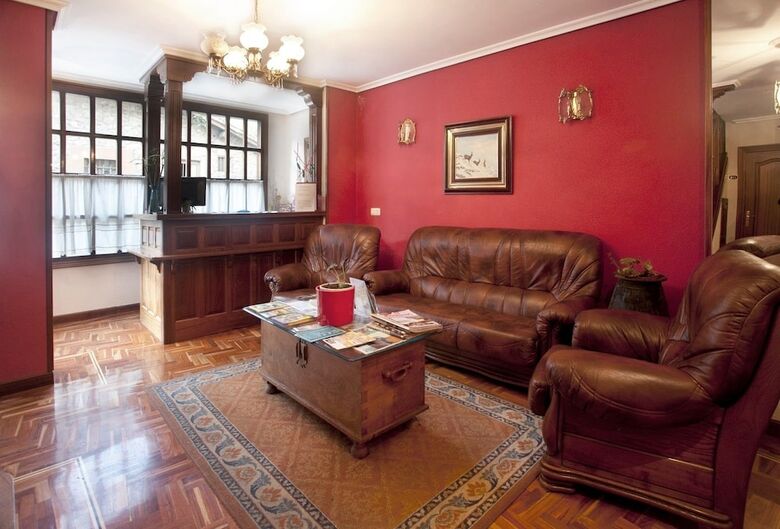 Pension Hosteria Pe�a Sagra