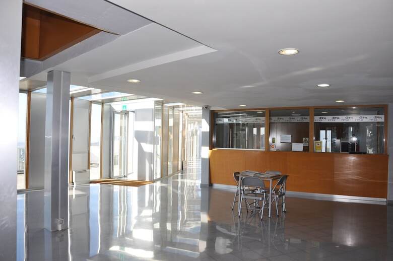 Hostal Residencia Universitaria O Castro - Campus Accommodation