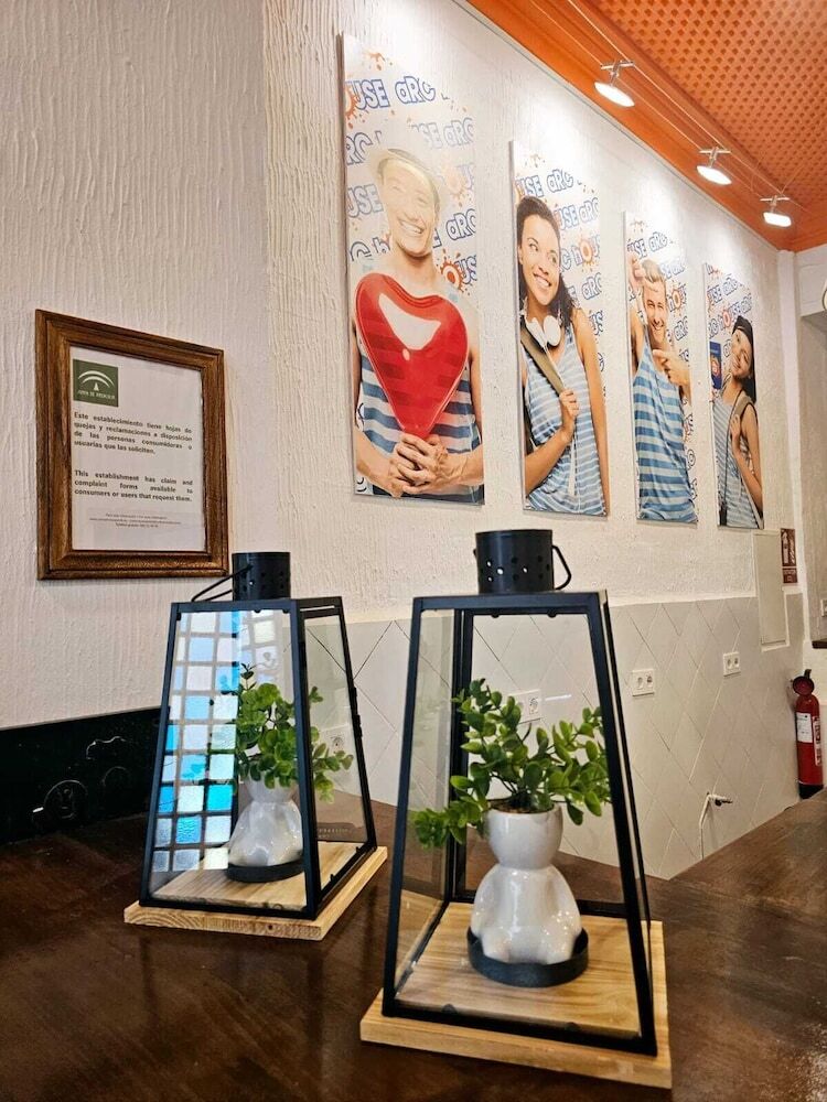 Hostal Arc House Granada