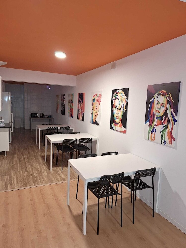 Hostal Arc House Granada