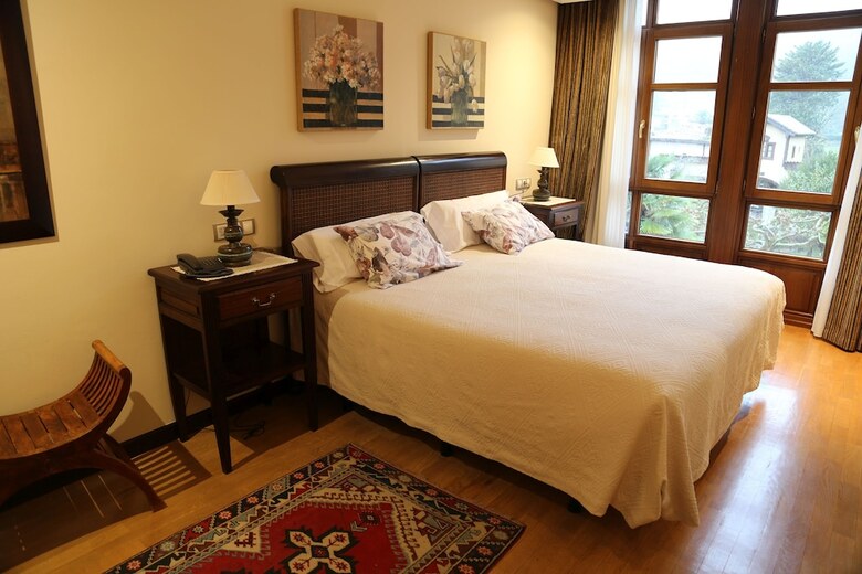 Aparthotel La Pontiga