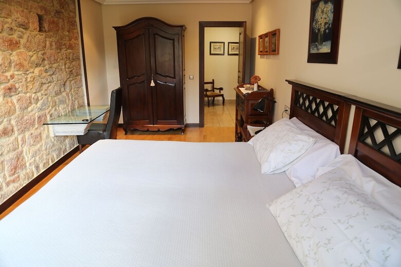 Aparthotel La Pontiga