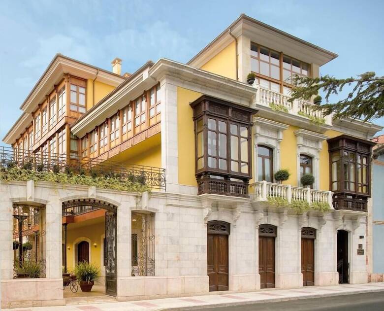 Aparthotel La Pontiga