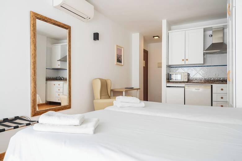 Aparthotel Apartamentos Capricho Del Mar
