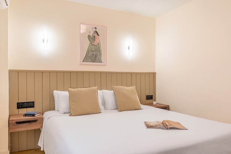 Granada Suites By Olala Homes