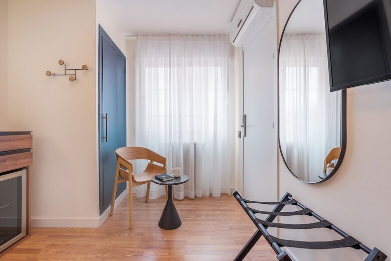 Granada Suites By Olala Homes