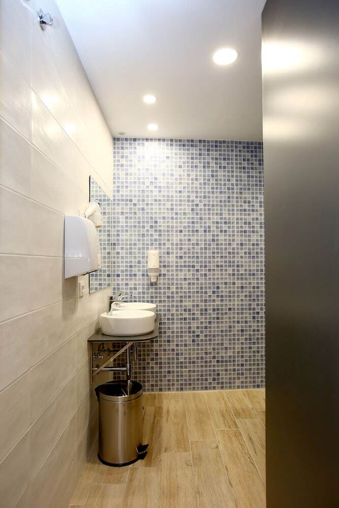 Hostal Dpaso Urban Hostel