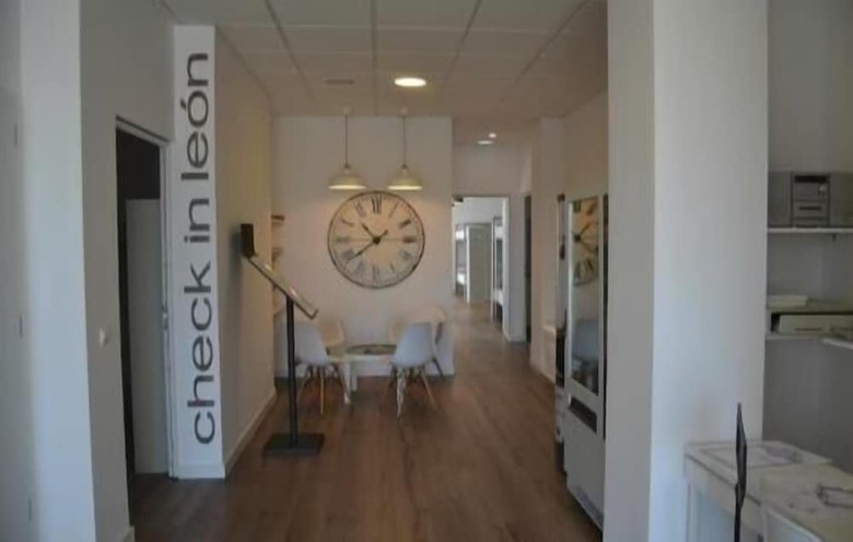 Hostal Check In Leon - Hostel