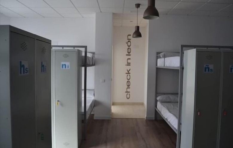 Hostal Check In Leon - Hostel