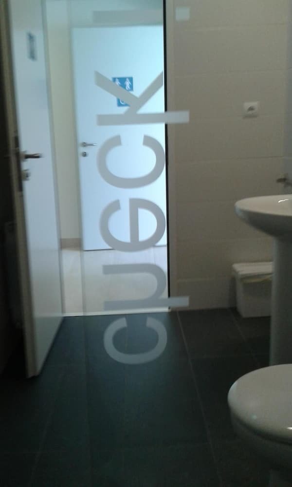 Hostal Check In Leon - Hostel