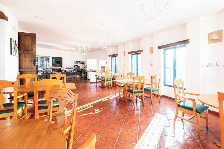Hostal El Dorado Cabodegata