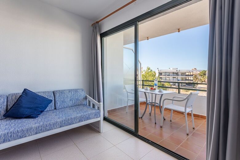 Hotel Apartments Es Dolc