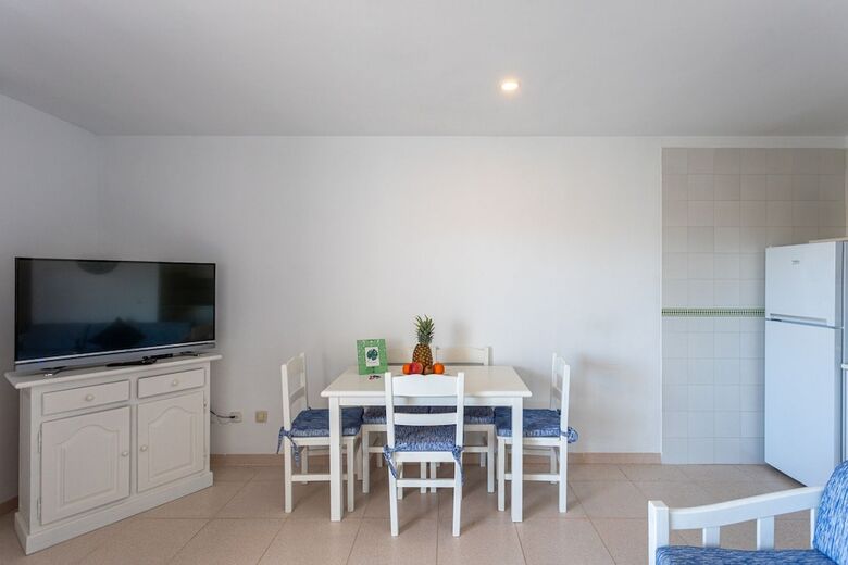 Hotel Apartments Es Dolc