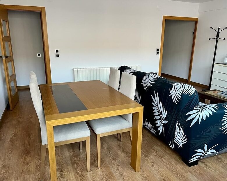 Amplio Apartamento Cerca Fira Y Centro