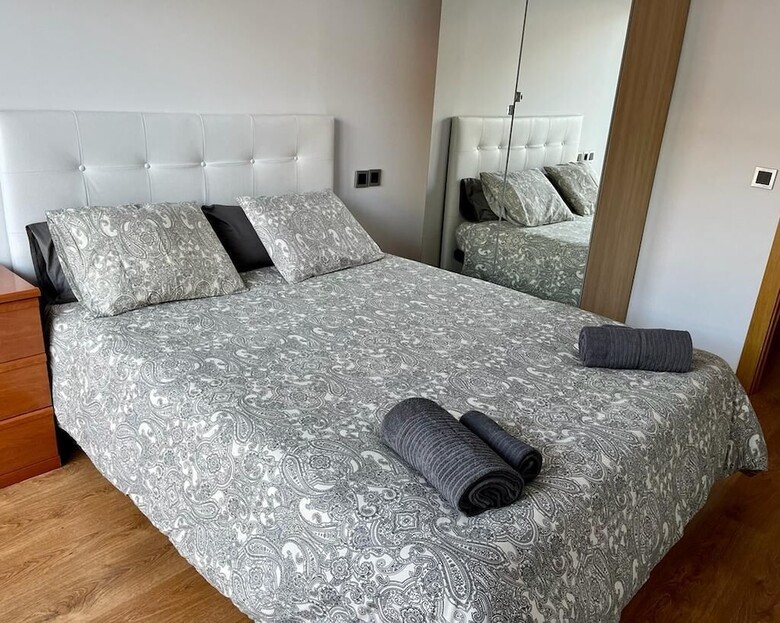 Amplio Apartamento Cerca Fira Y Centro