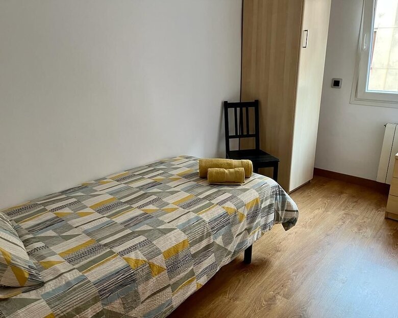 Amplio Apartamento Cerca Fira Y Centro