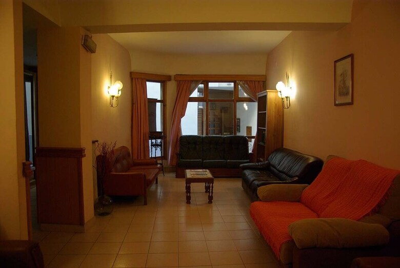 Hostal Sayola